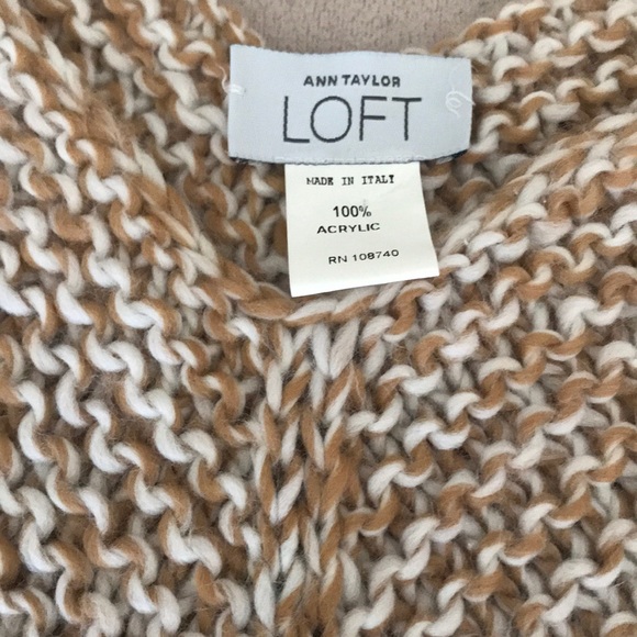 Ann Taylor Loft poncho - Picture 4 of 6